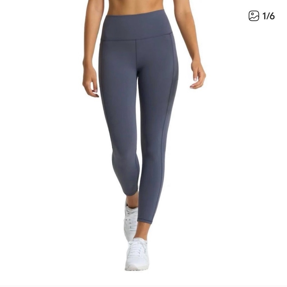 Vuori studio side pocket leggings